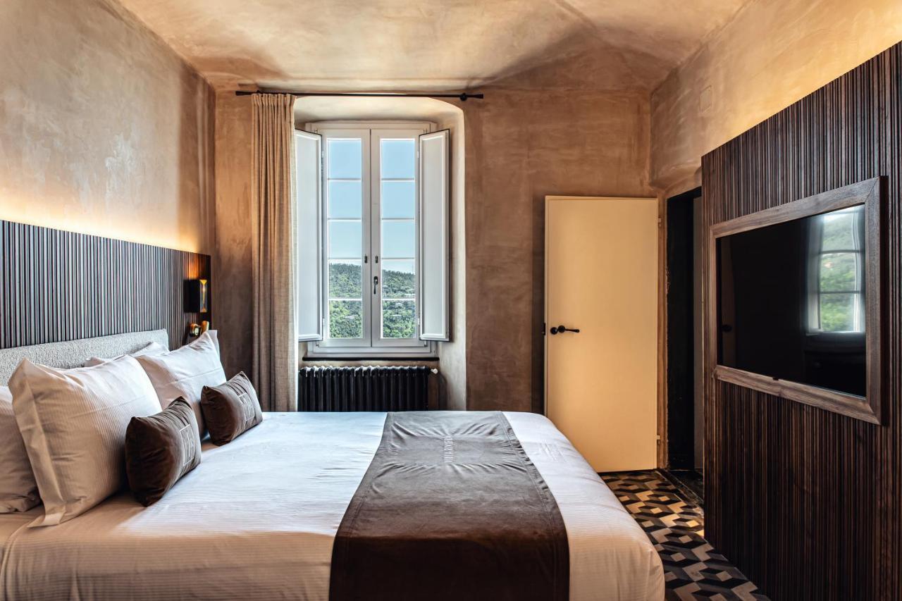 Riviera Hotel