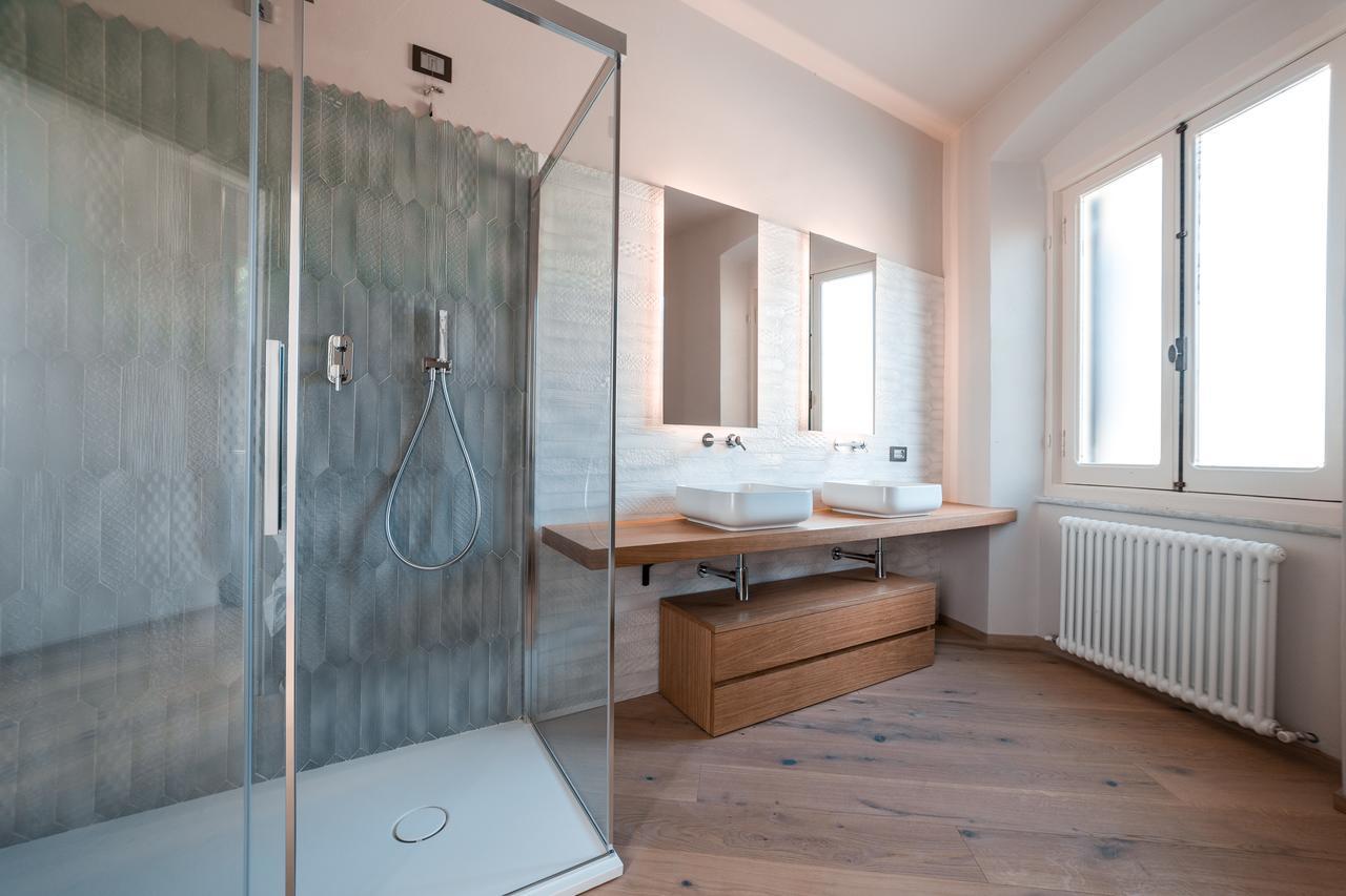 Riviera 5*